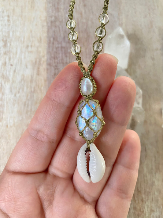 Reigna Necklace