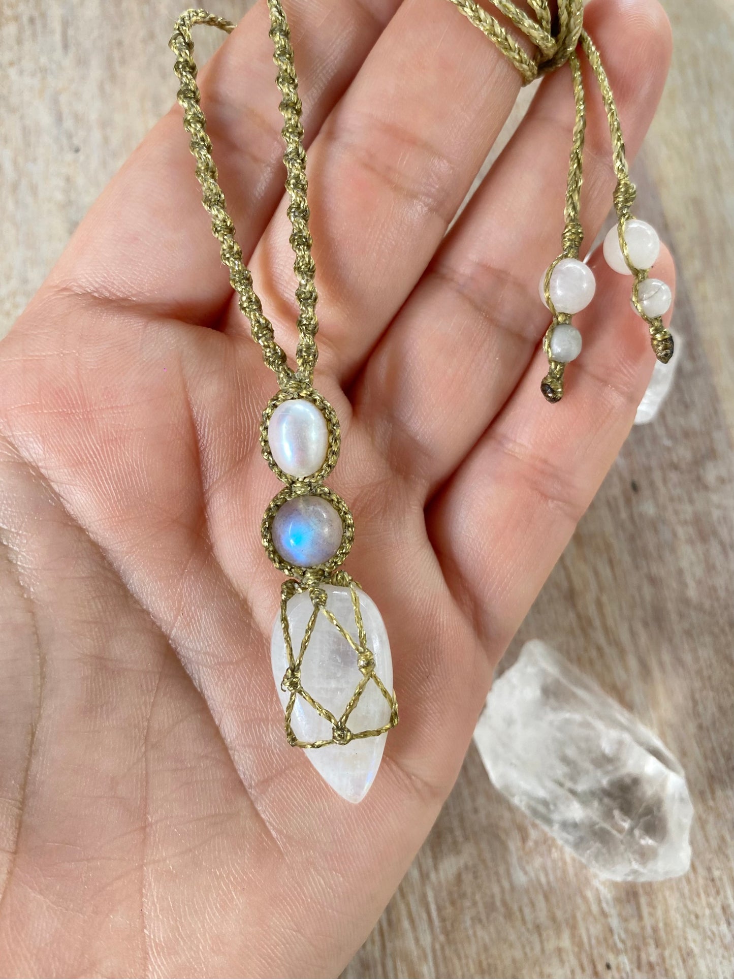 Thallassa Necklace (labradorite)